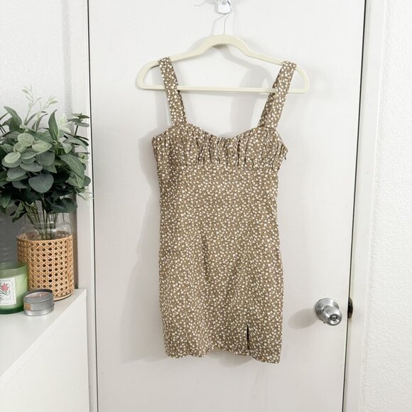 🦋 PRINCESS POLLY Freya Mini Dress Sand Floral Size 4 Beige - Picture 2 of 5